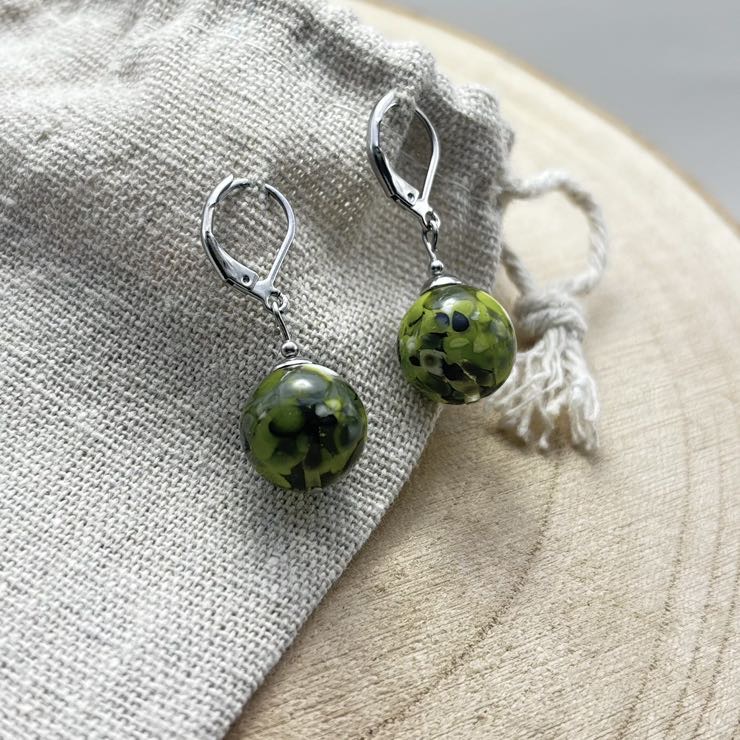 Boucles d’oreilles perles « Pomme »