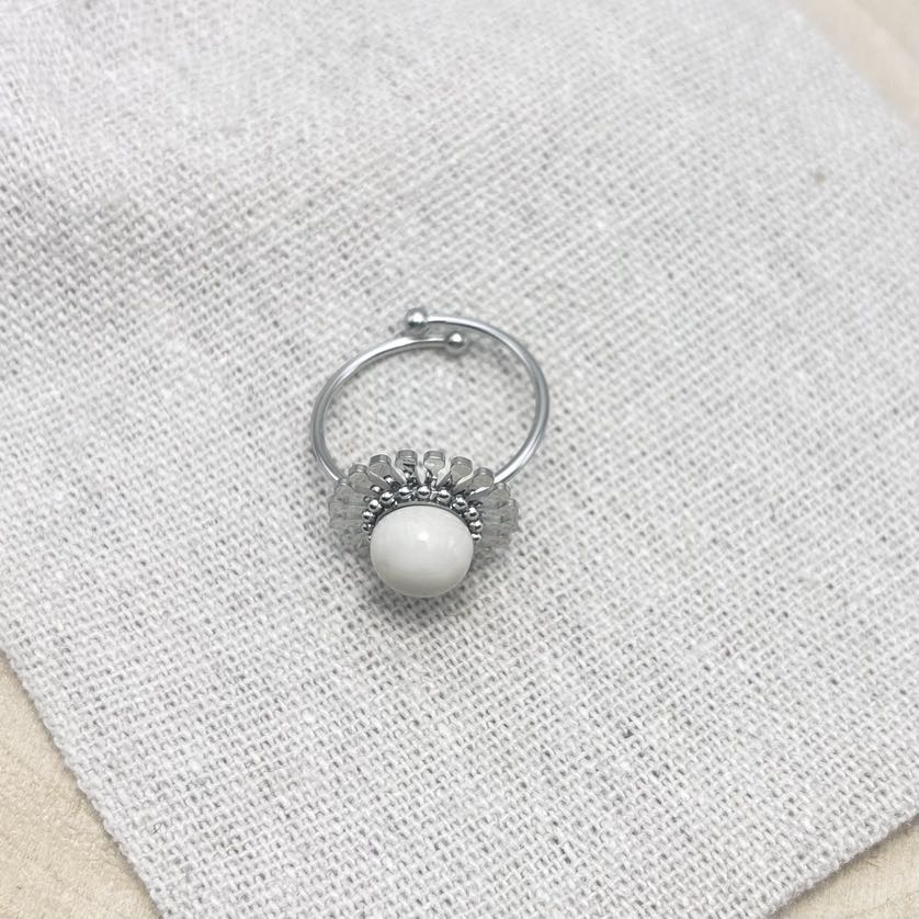 Bague-Fleur-Dessus-Unis-Crème-Acier