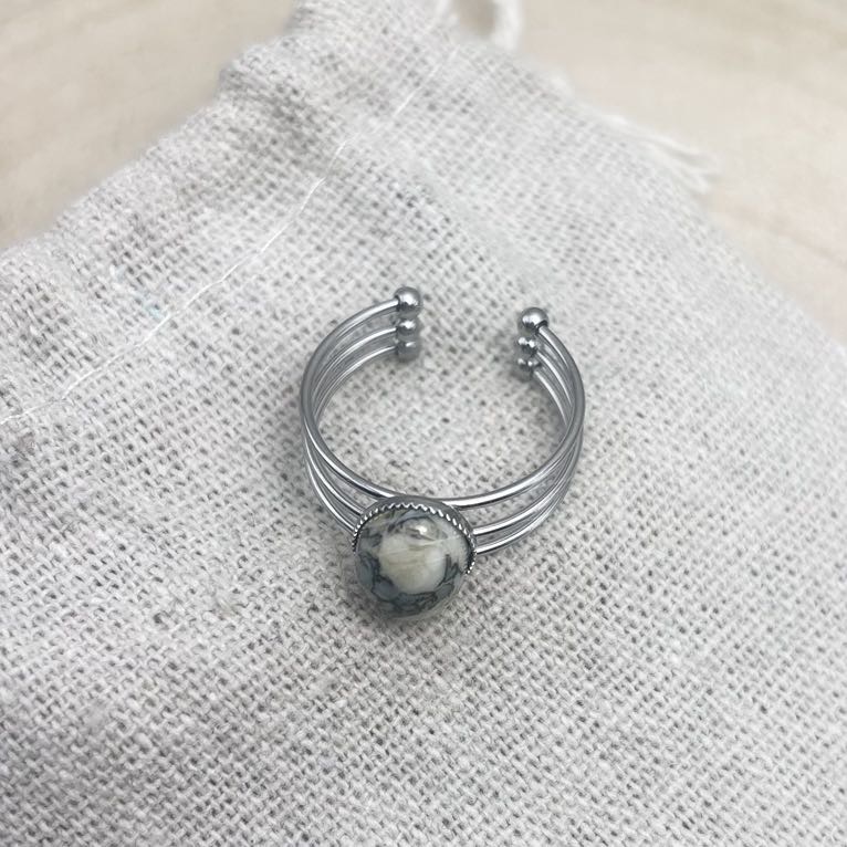 Bague-Ovale-Petite-Dessus-Intense-Acier
