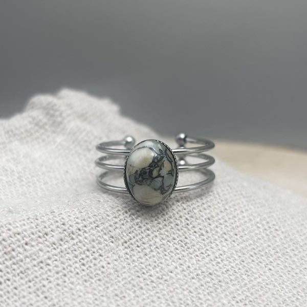 Bague petit cabochon ovale ajustable « Turquoise »