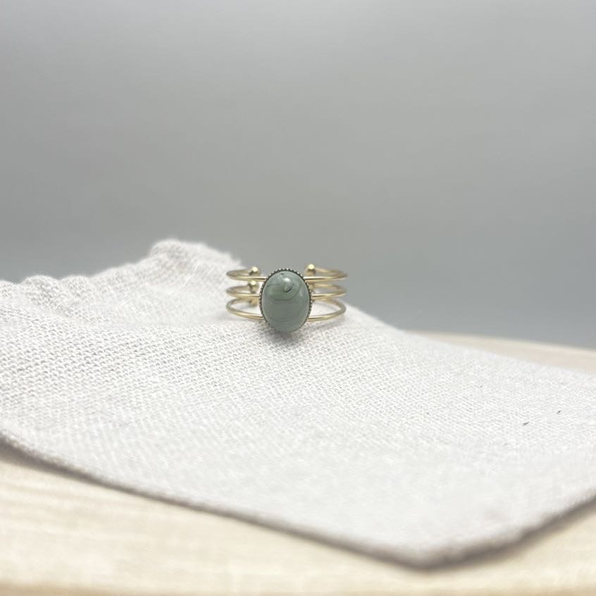 Bague-Petite-Ovale-Face-Unis-Verde