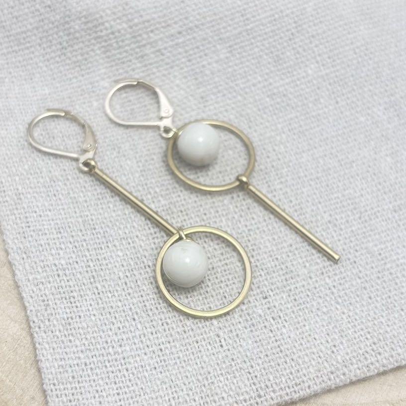 Boucles d’oreilles-Chaînes-Dessus-Crème-Doré