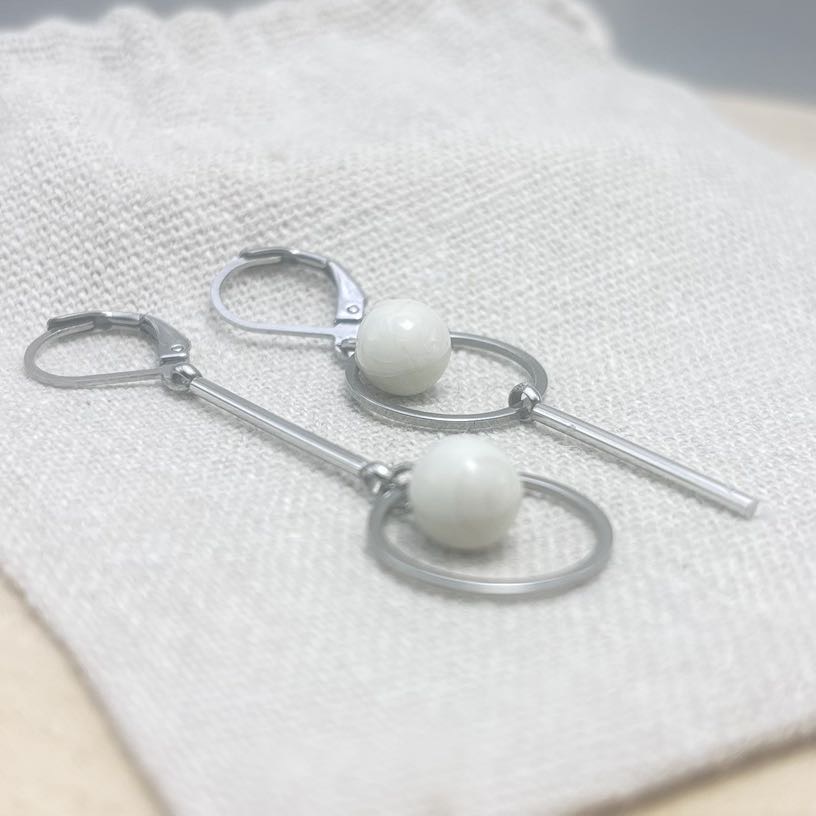 Boucles d’oreilles-Chaînes-Face-Unis-Crème-Acier