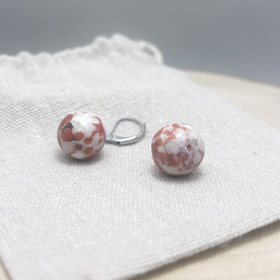 Boucles d’oreilles-Perles-Face-Corail