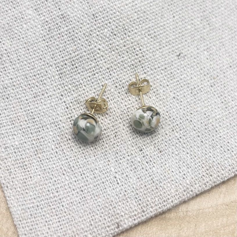 Clous d’oreilles-Dessus-Verde New