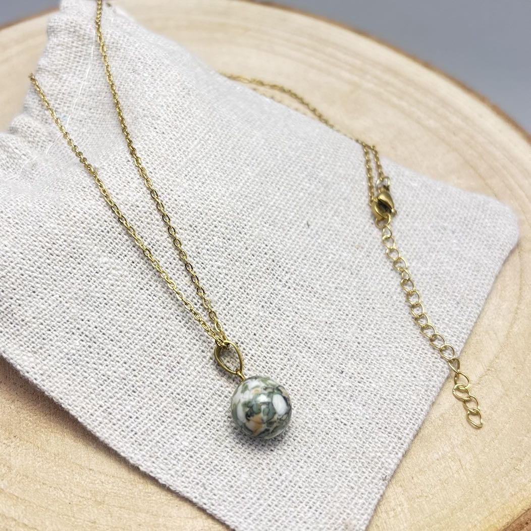 Collier-petite perle-Dessus-Verde New