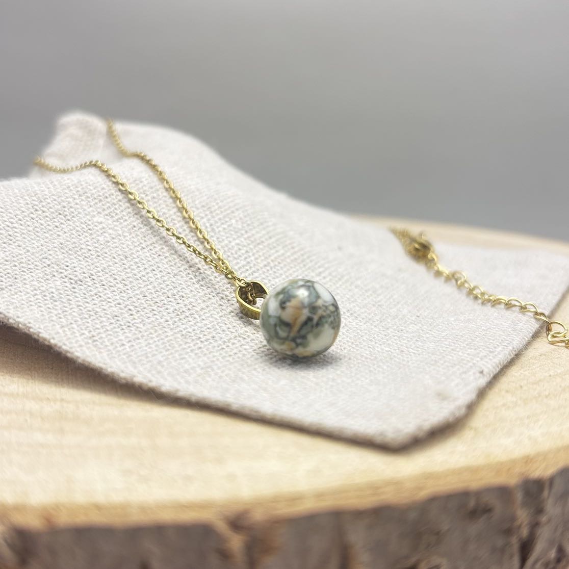 Collier-petite perle-Face-Verde New