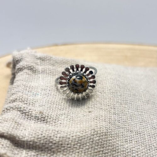 Bague fleur ajustable "Jaune Cèdre"