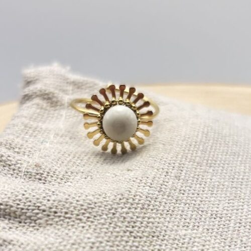 Bague fleur ajustable "Unis" Crème Doré - Epuisé