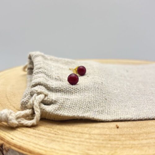 Clous d'oreilles "Unis" Rouge Bordeaux