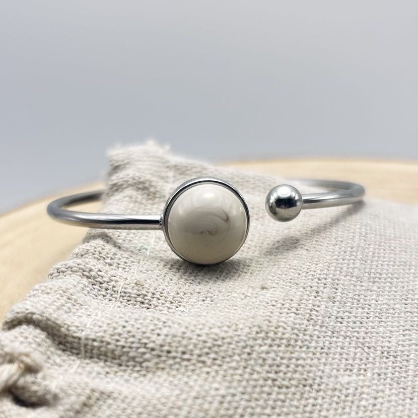 Bracelet jonc cabochon ajustable taille S/M « Unis » Crème Acier