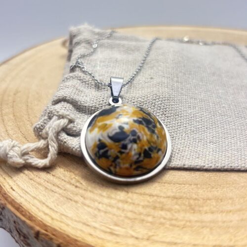 Collier cabochon "Jaune Cèdre"
