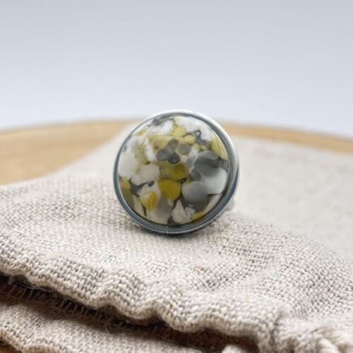 Bague cabochon rond ajustable "Anis"