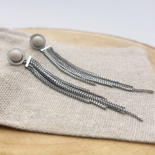 Clous d'oreilles pampilles "Ivoire"