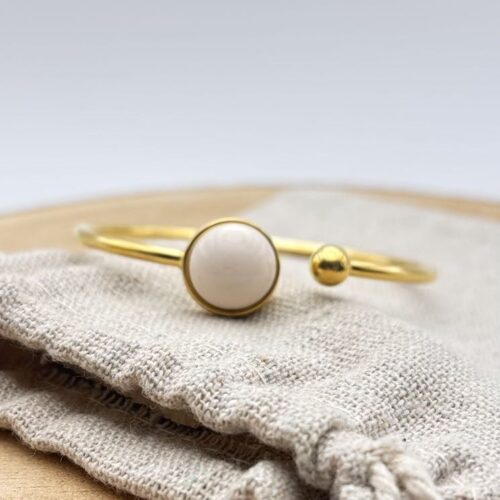 Bracelet jonc cabochon ajustable taille S/M "Crème rosé"