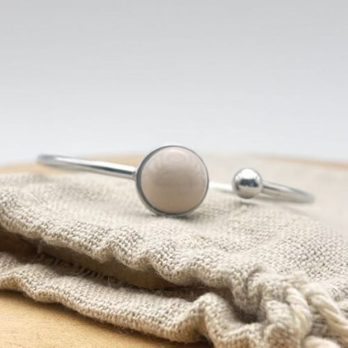 Bracelet jonc cabochon ajustable taille S/M "Ivoire"