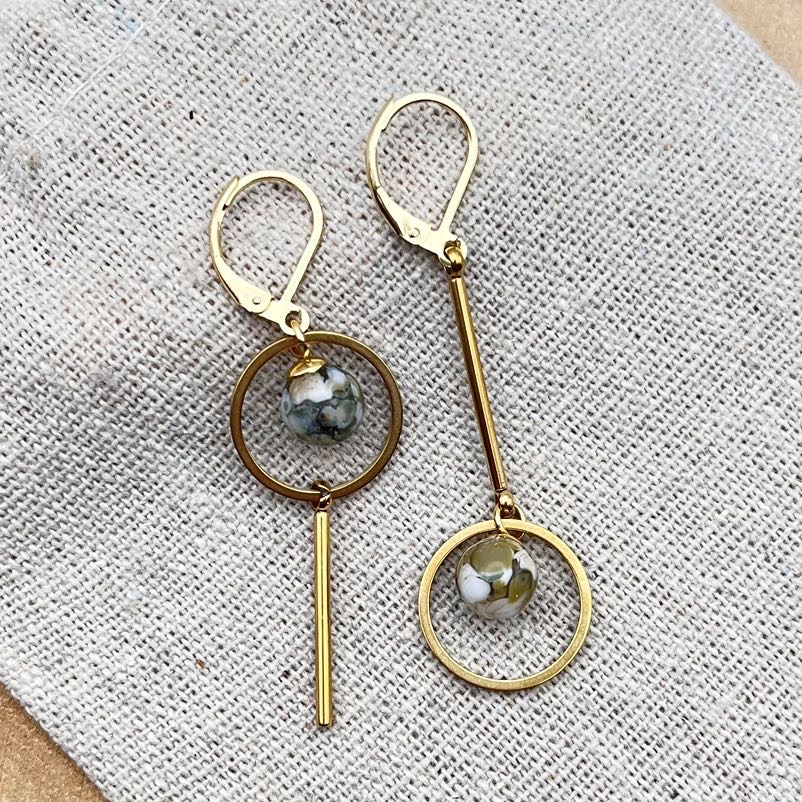 Boucles d'oreilles destructurées "Kaki"