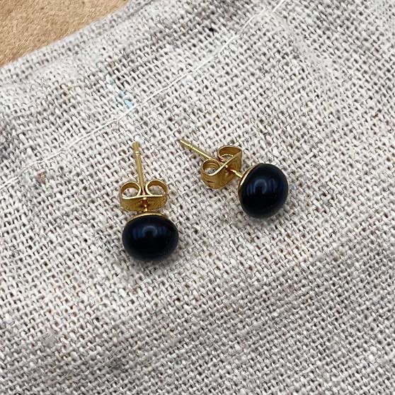 Clous d'oreilles "Intense Uni"