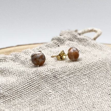 Clous d'oreilles "Nude"