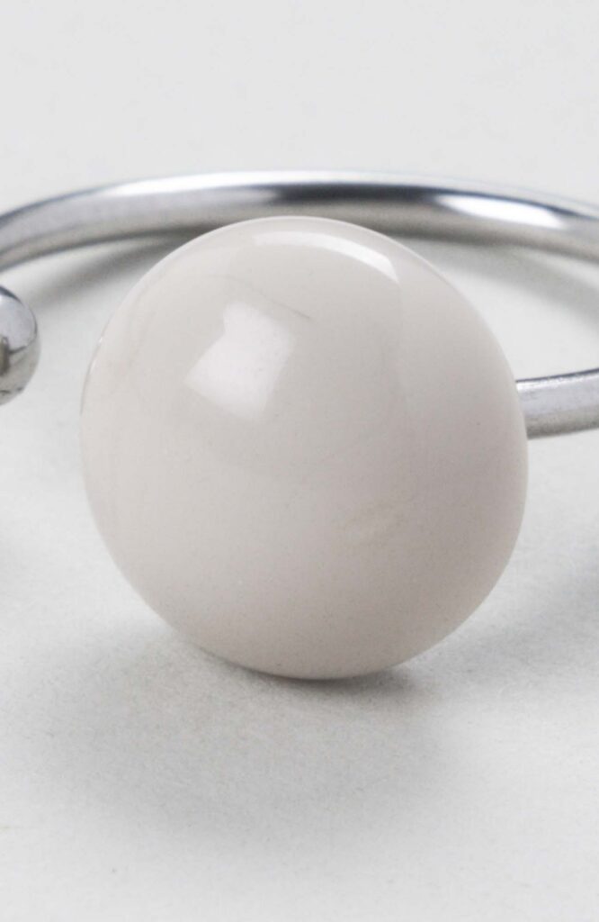Bague décalée ajustable Ivoire
