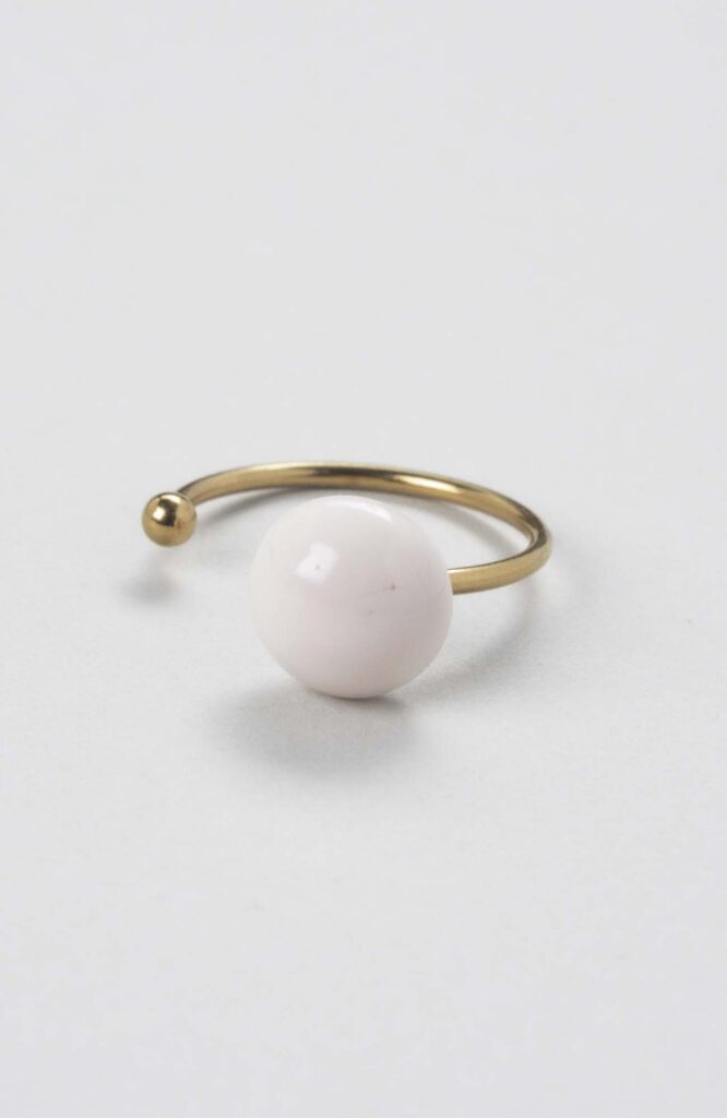 Bague décalée ajustable "Crème rosé"