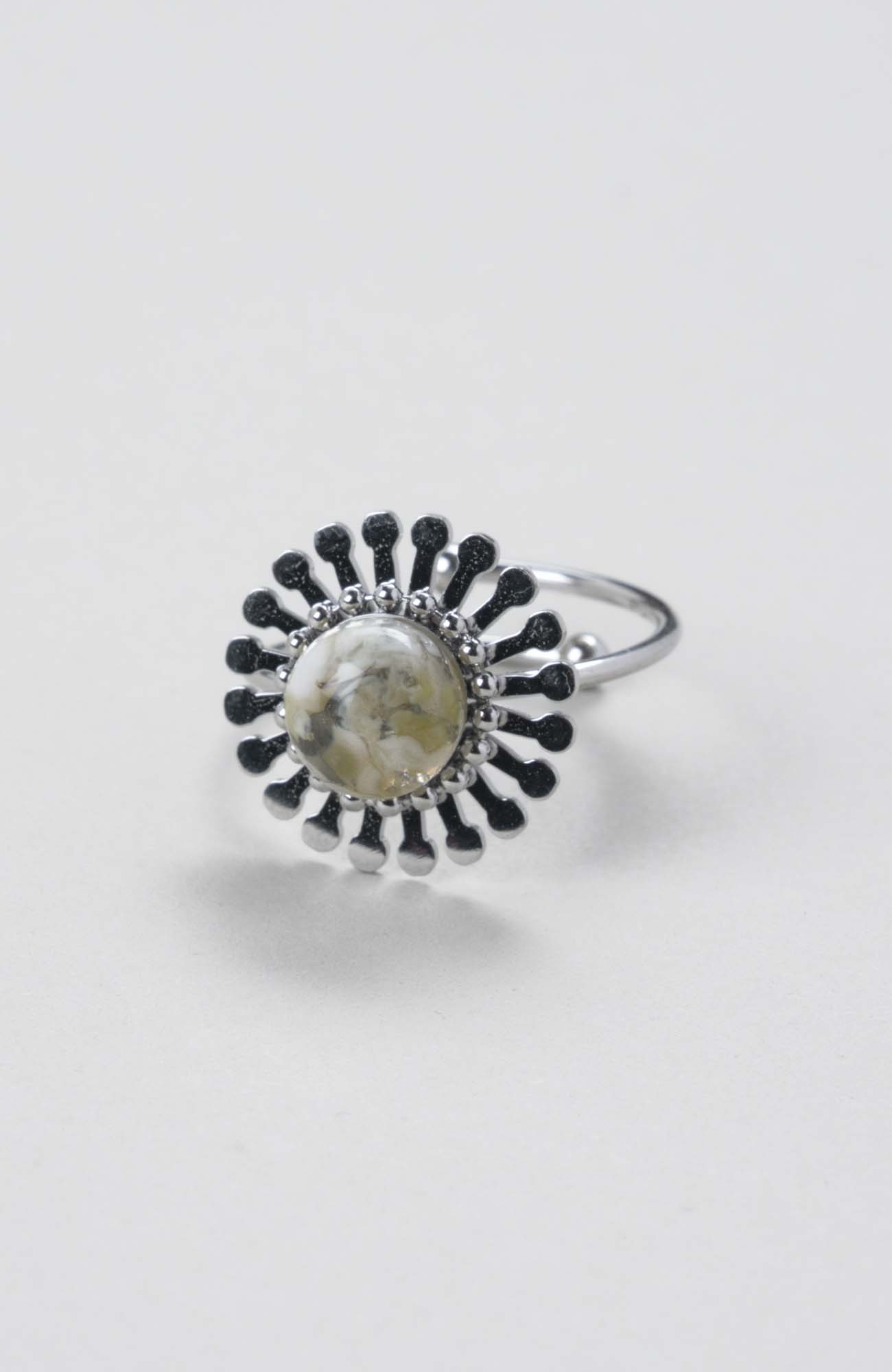 Bague fleur ajustable Anis