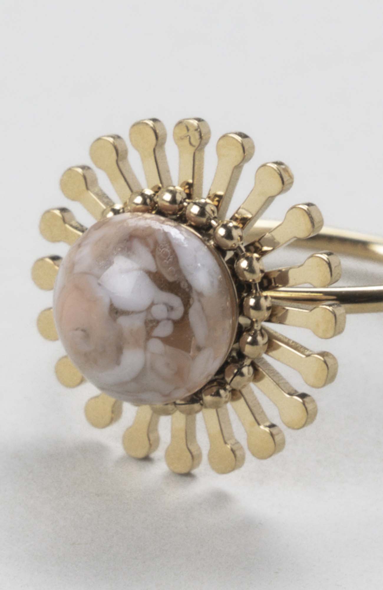 Bague fleur ajustable Nude