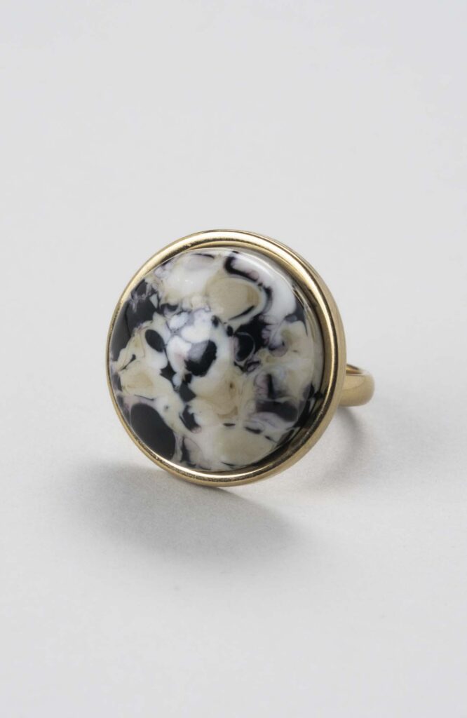 Bague cabochon rond ajustable Intense