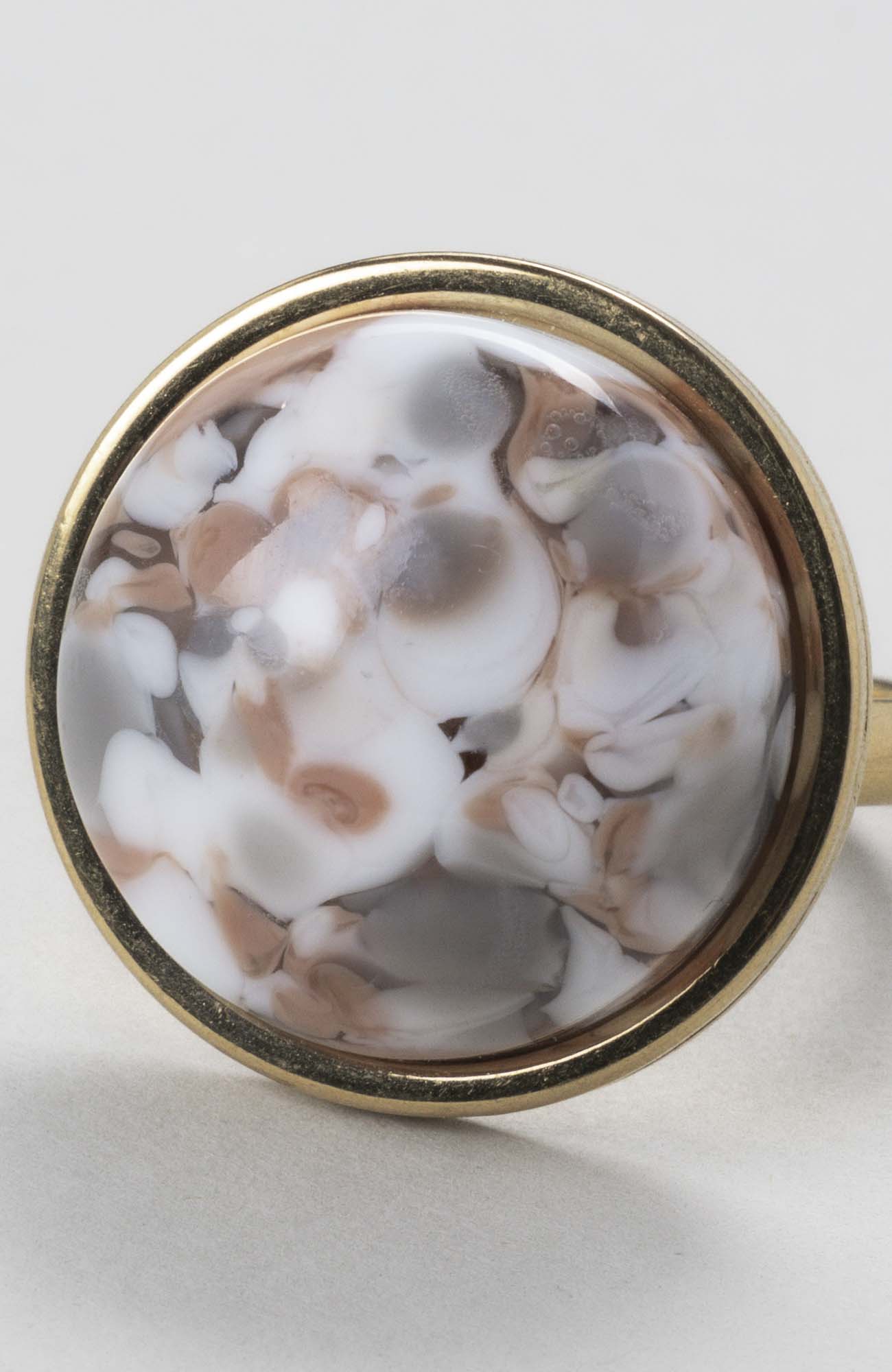 Bague cabochon rond ajustable Nude