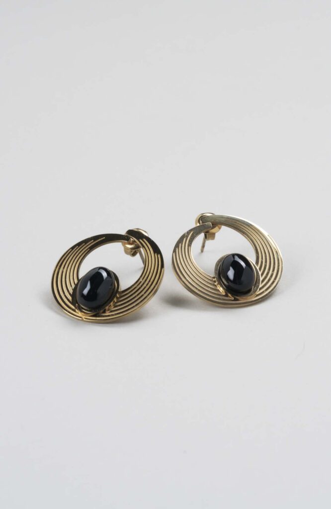 Clous d'oreilles ovales Intense Uni