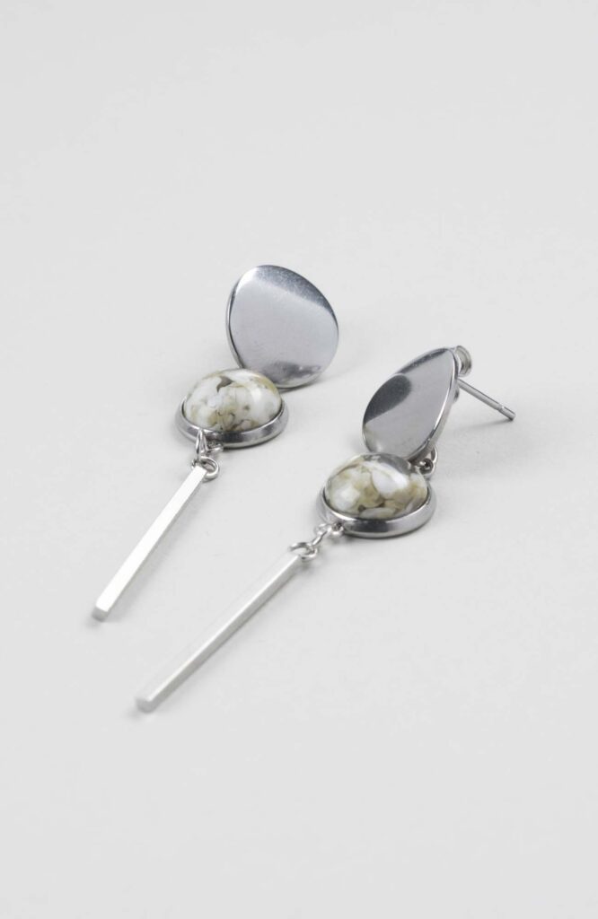 Clous d'oreilles pendants cabochon Anis