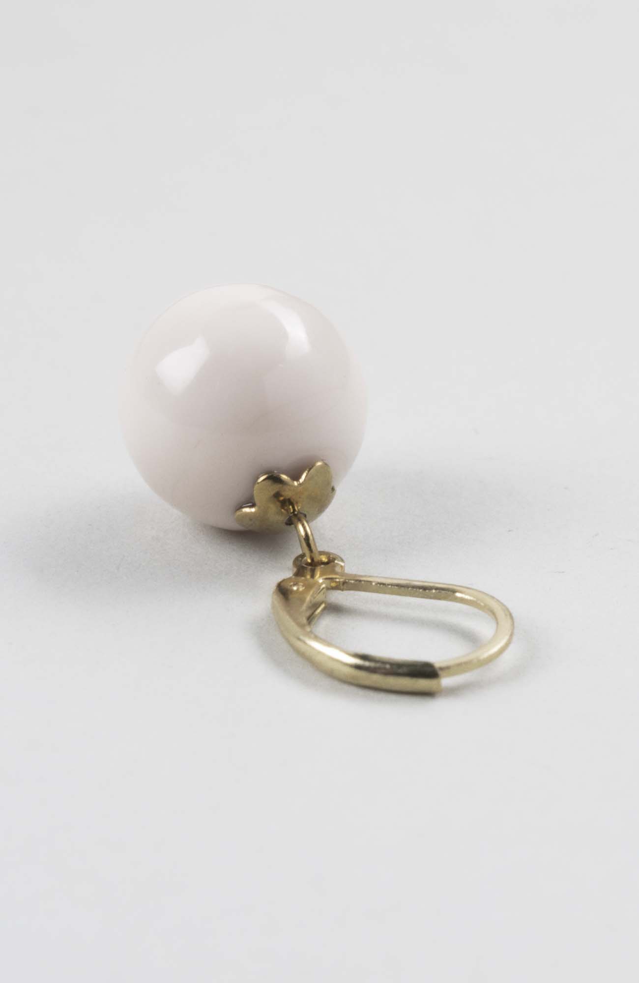 Boucles d&rsquo;oreilles perles Crème rosé