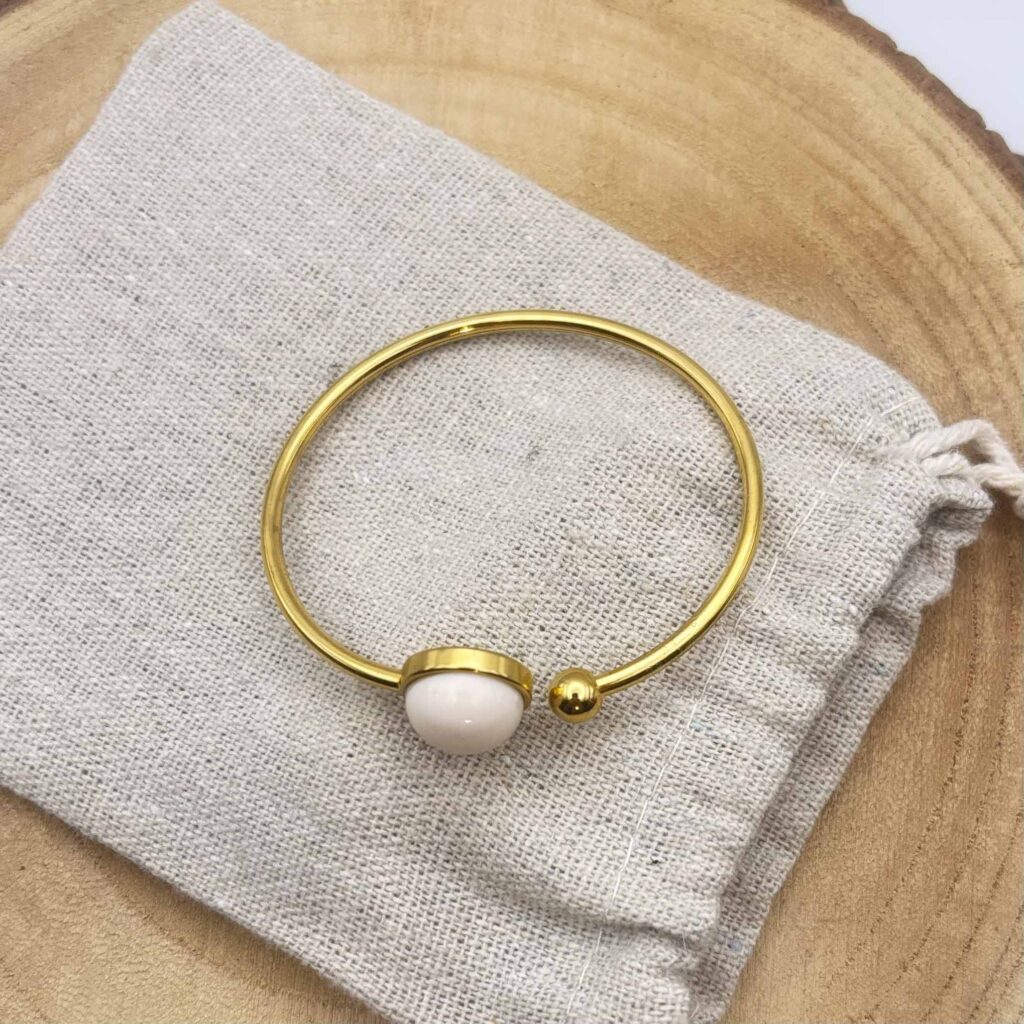 Bracelet jonc cabochon ajustable taille S/M "Crème rosé"