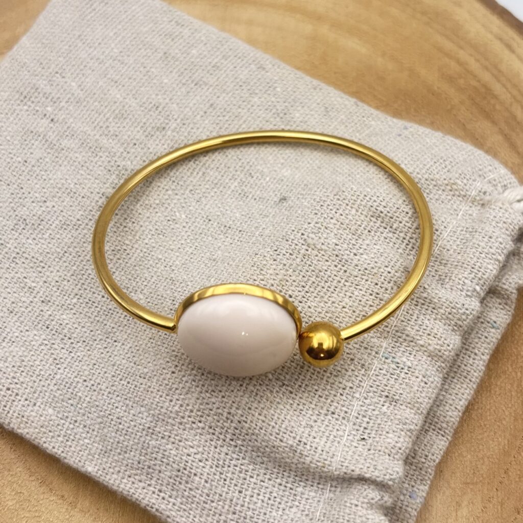 Bracelet jonc plat ajustable "Crème rosé"