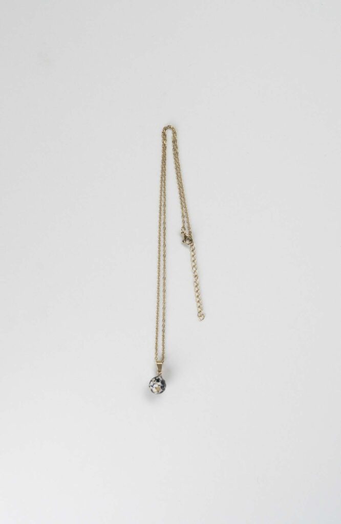 Collier petite perle Intense