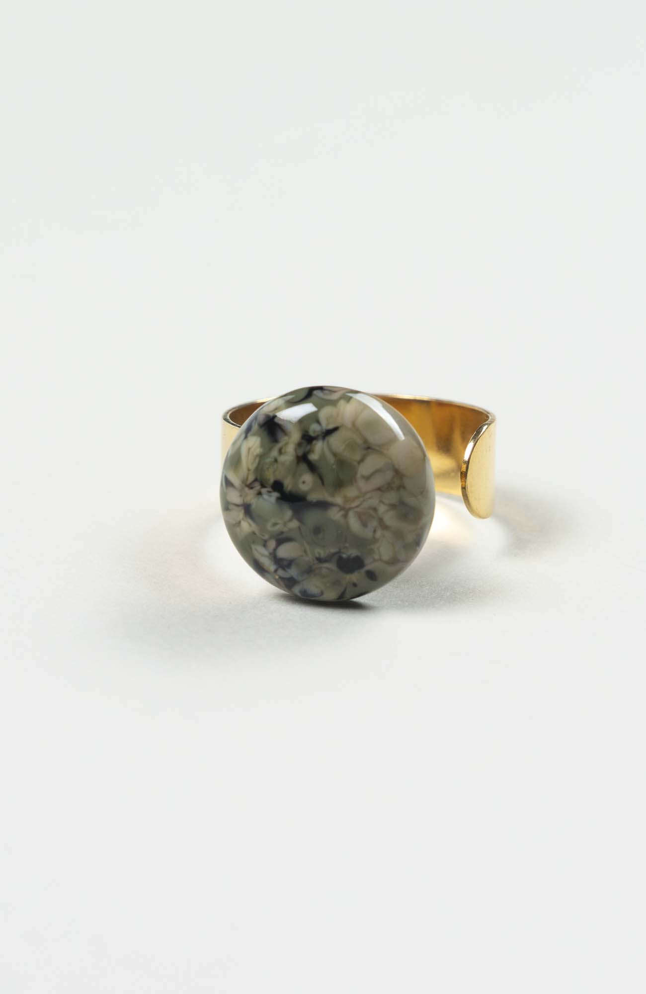 Bague plate British Doré