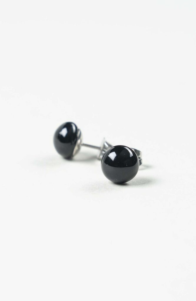 Clous d'oreilles Intense Uni Argenté