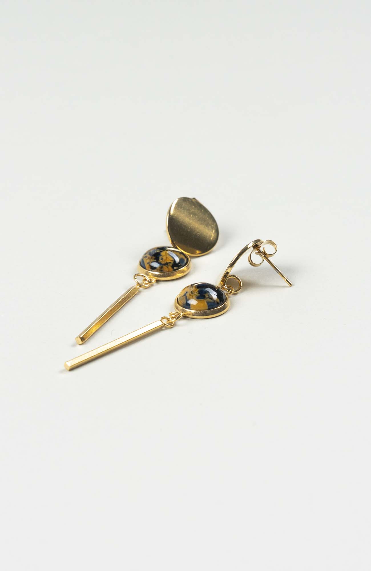 Clous d’oreilles pendants Azura Doré