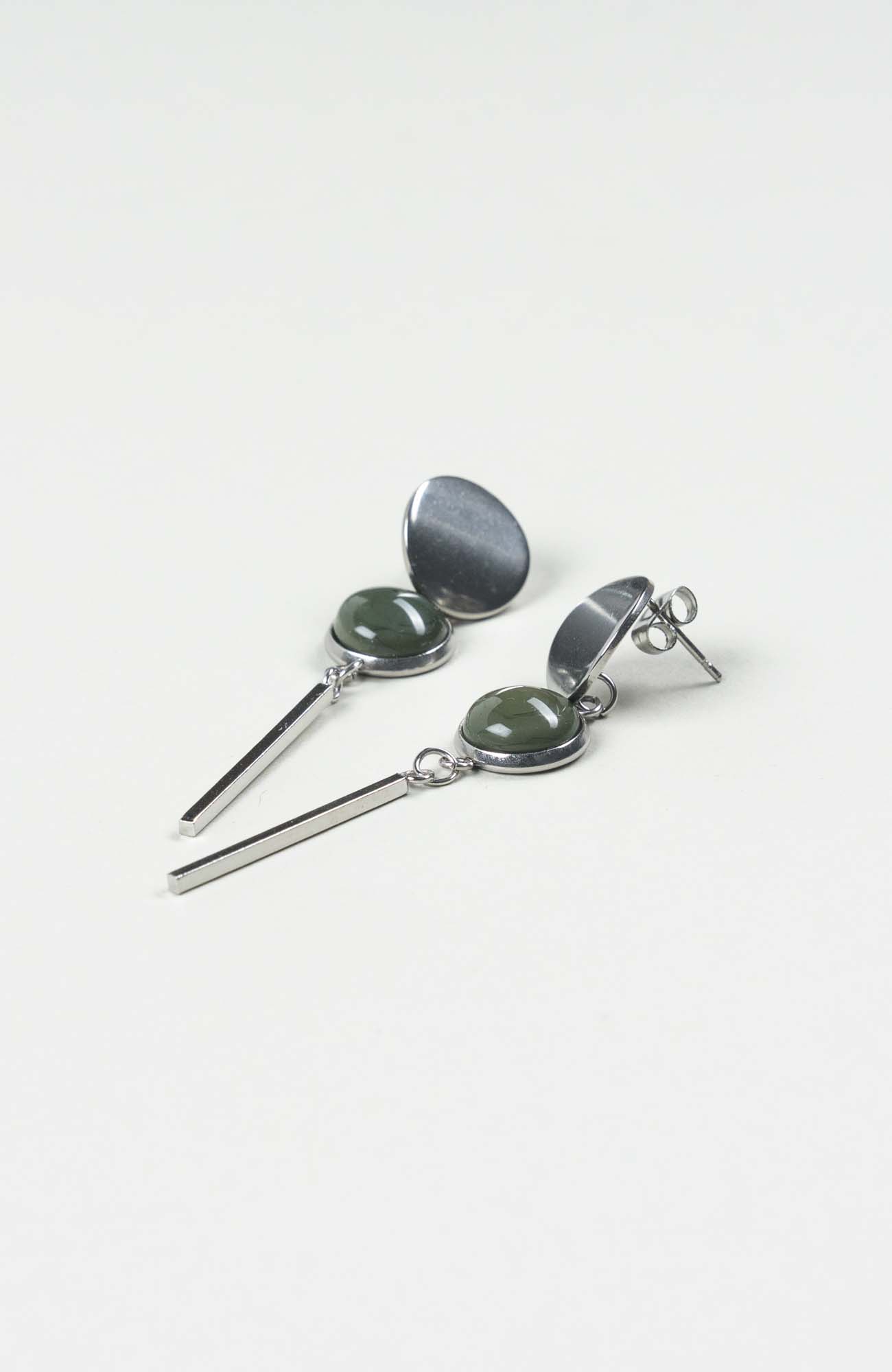 Clous d’oreilles pendants British Uni Argenté