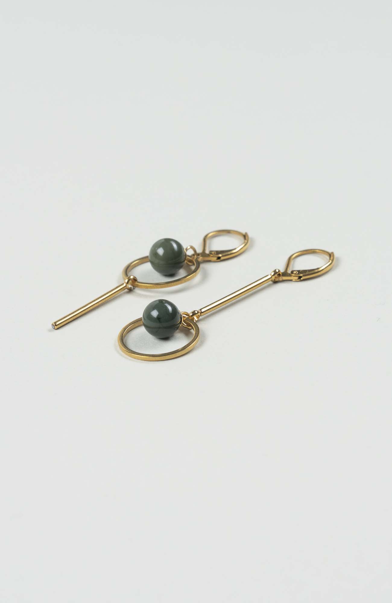 Boucles d’oreilles destructurées British Uni Doré