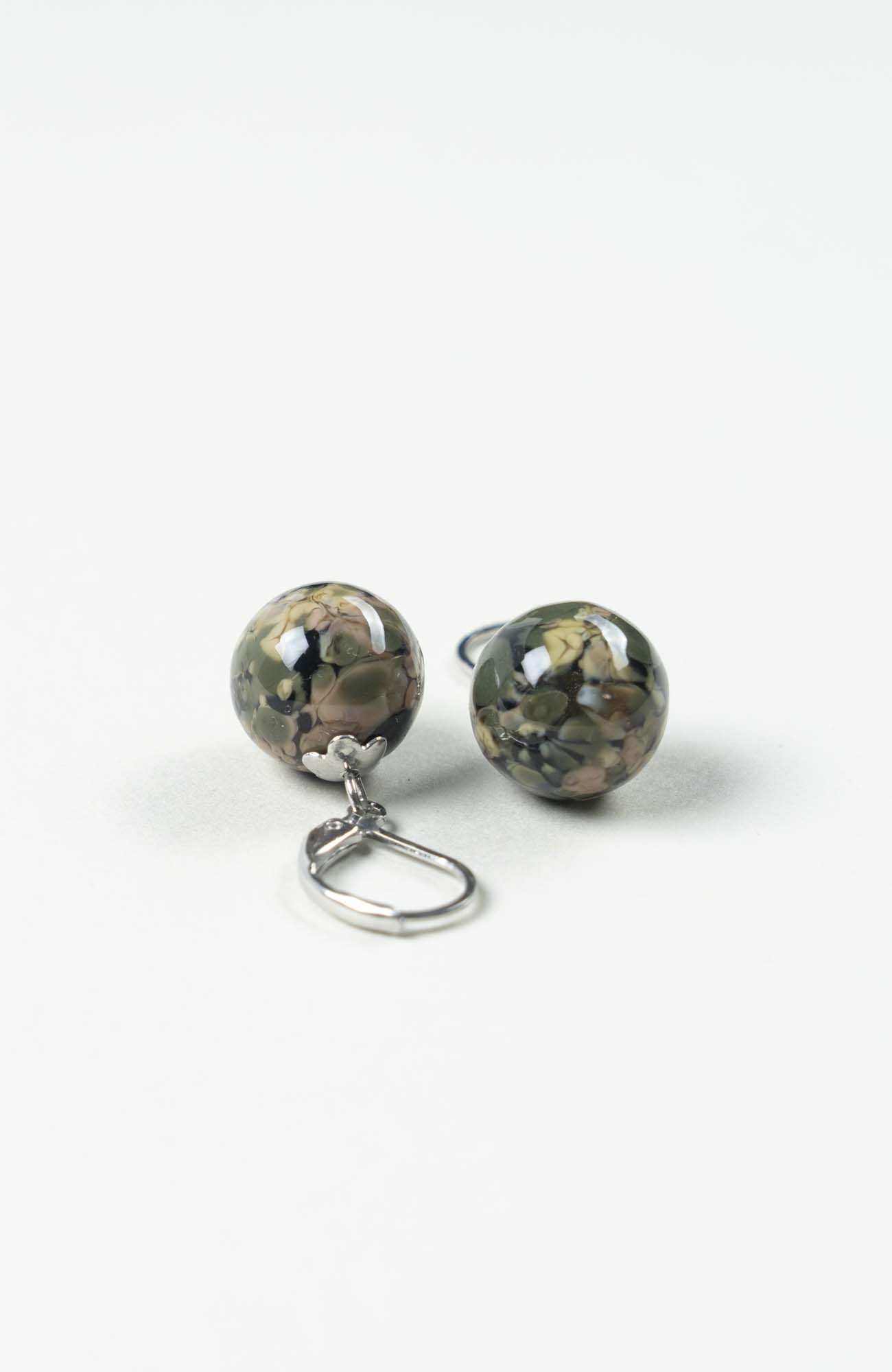 Boucles d’oreilles perles British Argenté