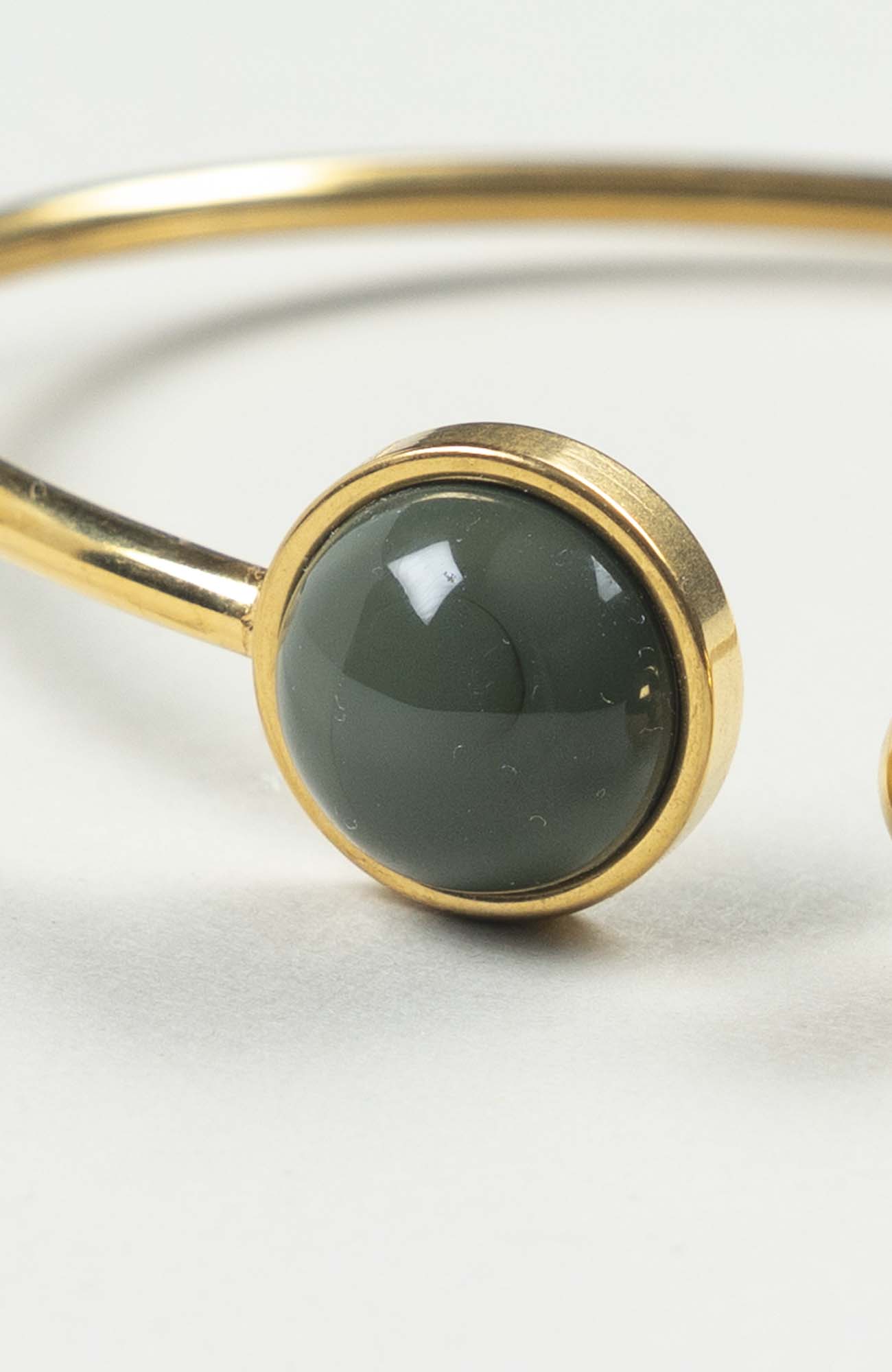 Bracelet grand jonc cabochon British Uni Doré