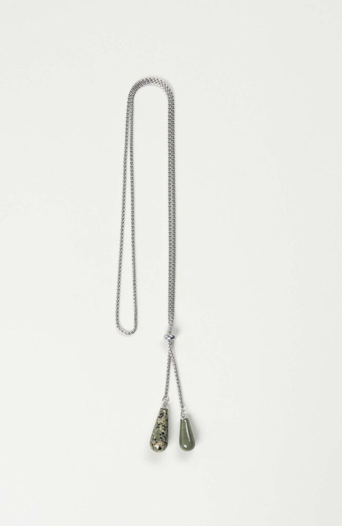 Collier sautoir British Argenté