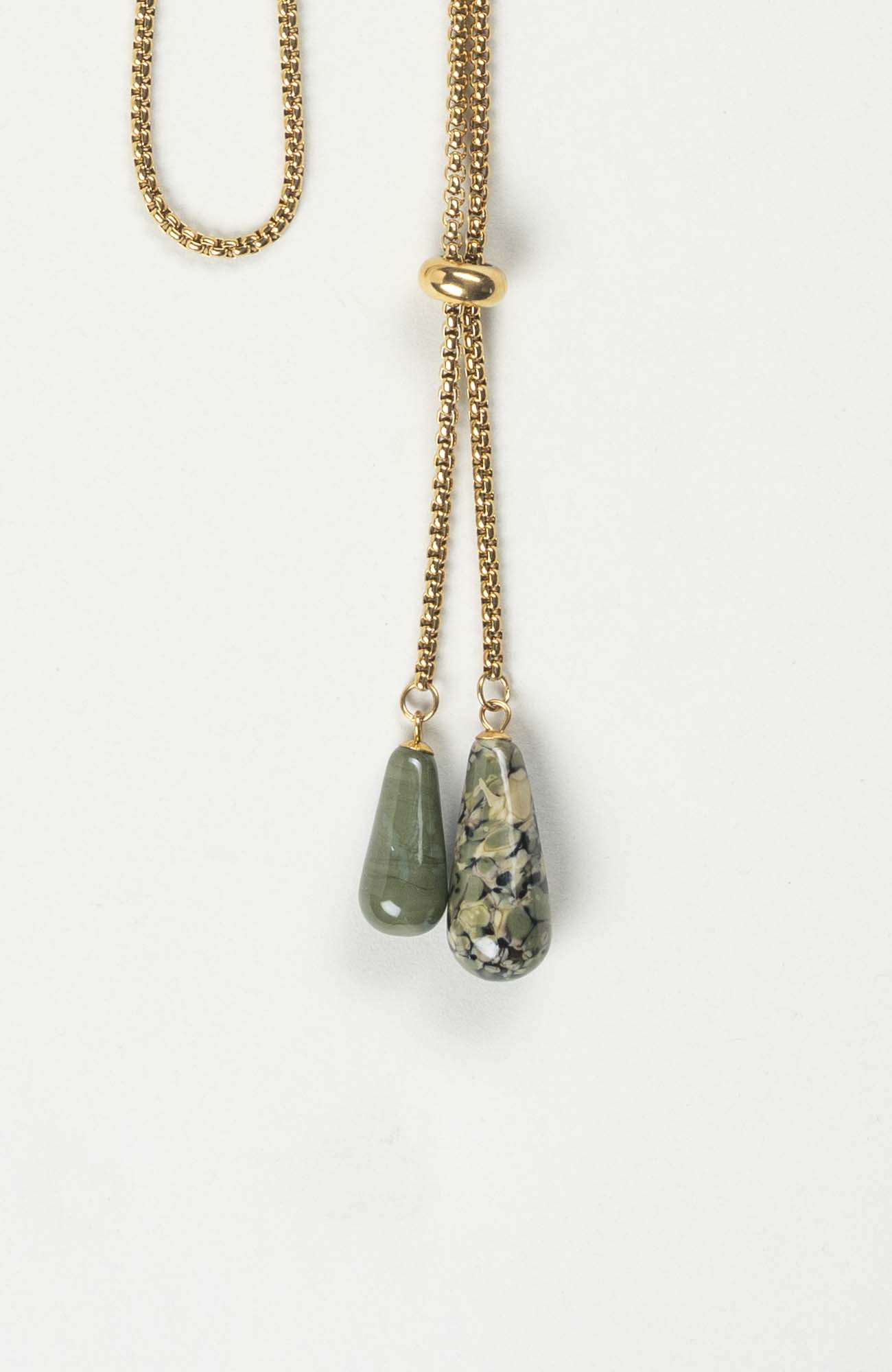 Collier sautoir British Doré