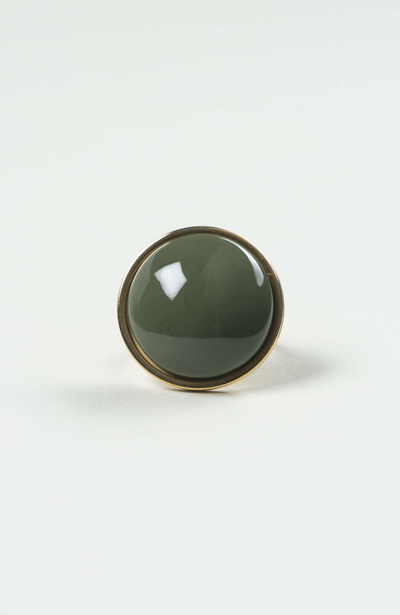 Bague grand cabochon British Uni Doré