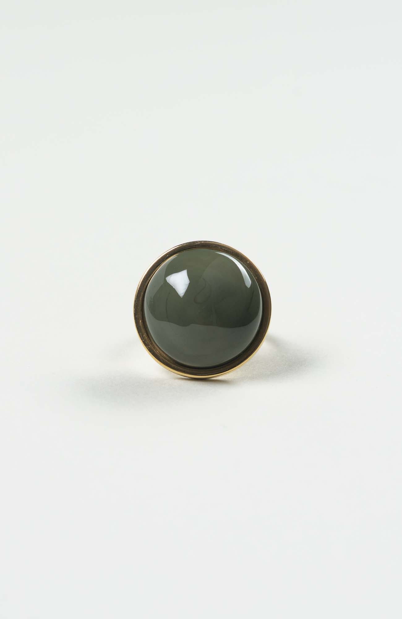 Bague moyen cabochon British Uni Doré