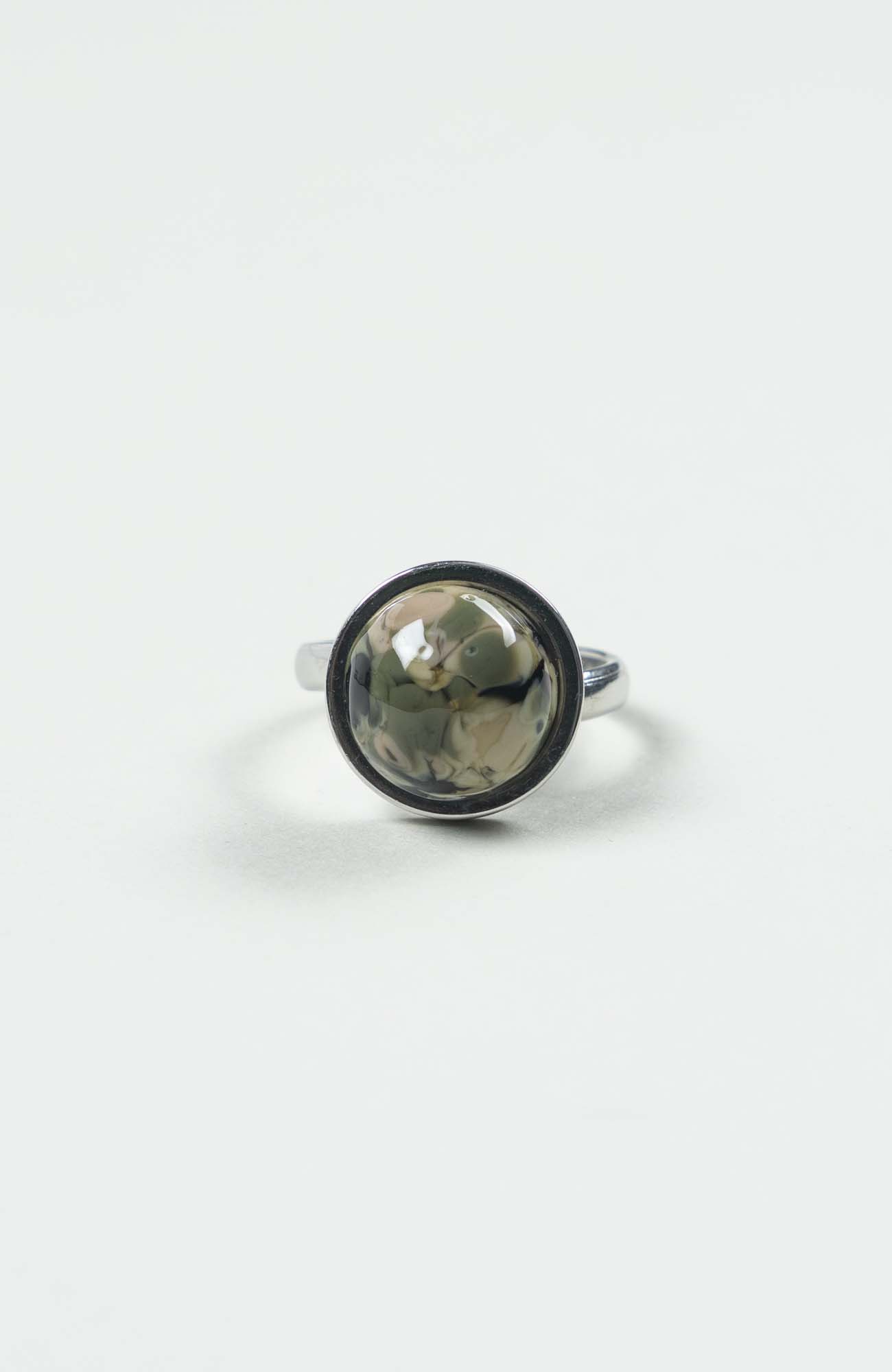 Bague petit cabochon British Argenté