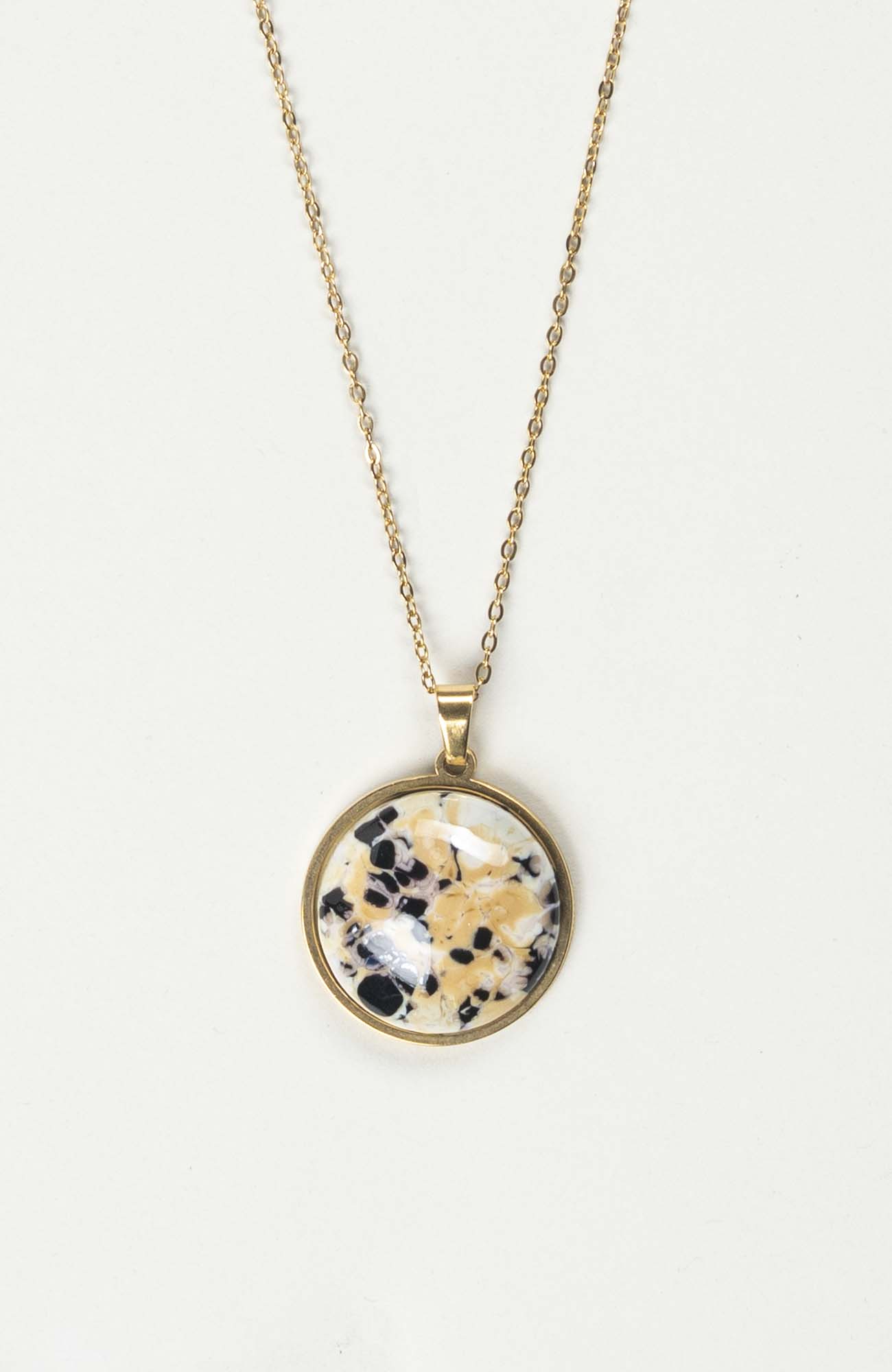 Collier grand cabochon Intense Doré